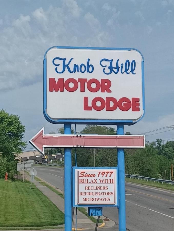 Knob Hill Motor Lodge Hillsville Exterior photo