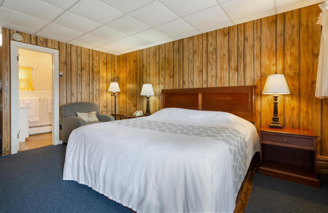 Knob Hill Motor Lodge Hillsville Exterior photo